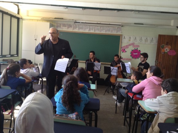 ‘Cultura nas Escolas’ leva orquestra para  salas de aula
