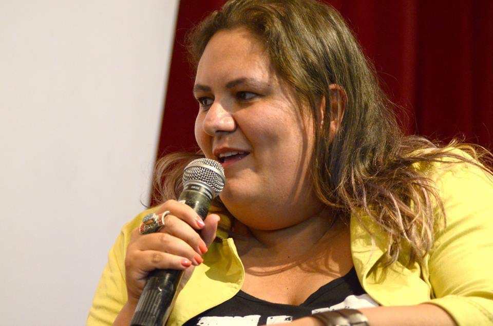 Jornalista de Poços exibe documentário sobre mulheres na literatura em Guaxupé