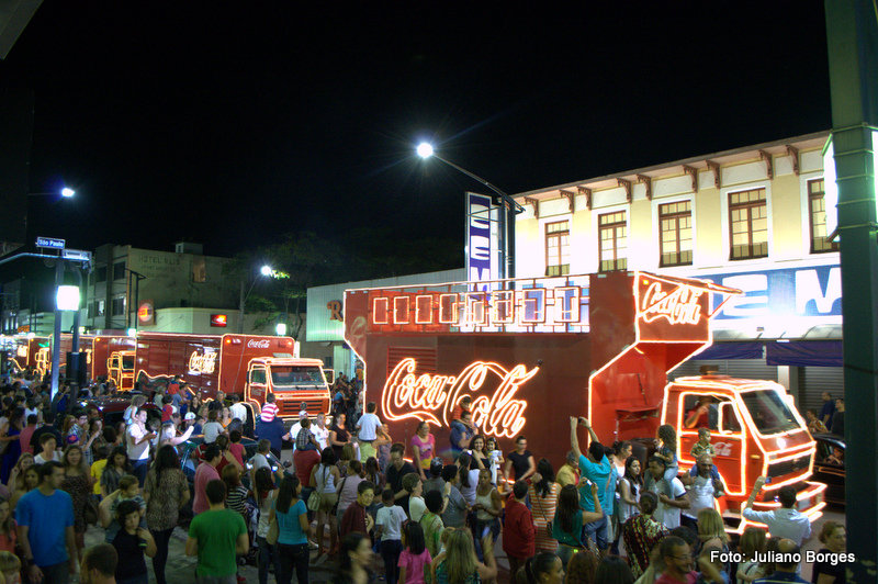 NATAL | Coca-Cola divulga data da caravana em Poços