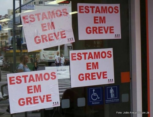 Bancários voltam aos trabalhos