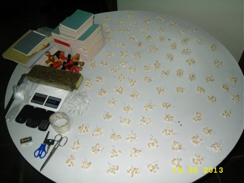 PM apreende 917 pedras de crack