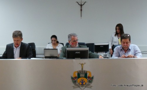 Diretor do DMAE nega privatização