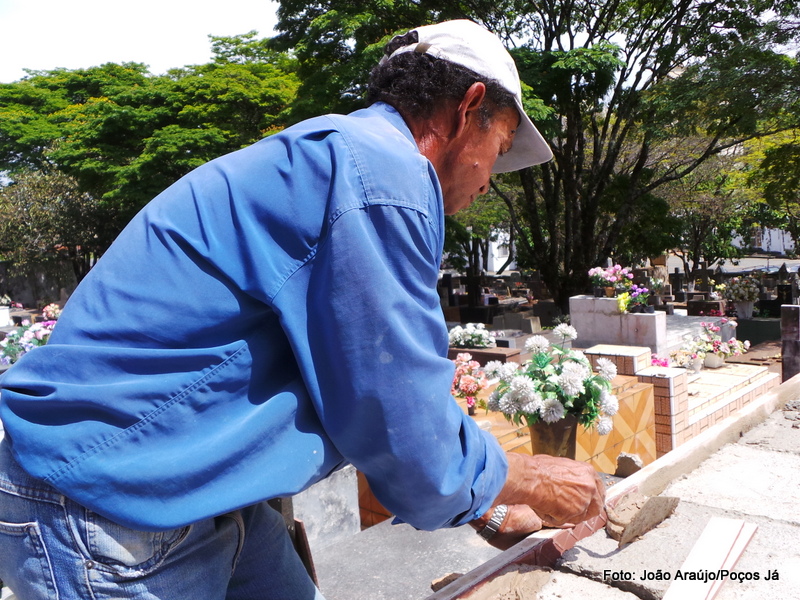 Prazo para reforma de túmulos termina dia 25