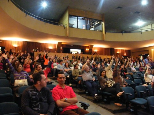 Em assembleia, servidores municipais sugerem paralisação