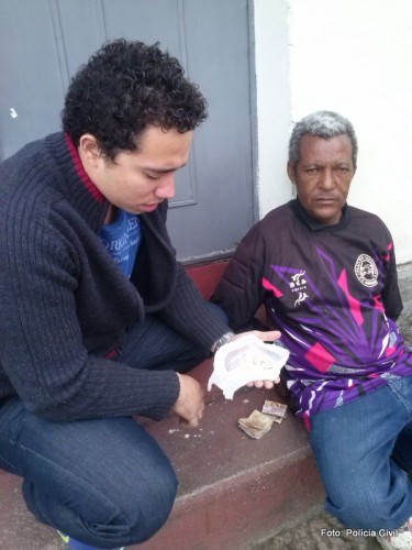 Homem é preso com 41 pedras de crack