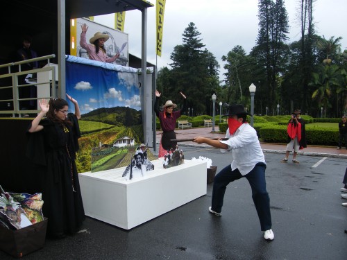 Caminhão-Museu inicia atividades em Poços de Caldas
