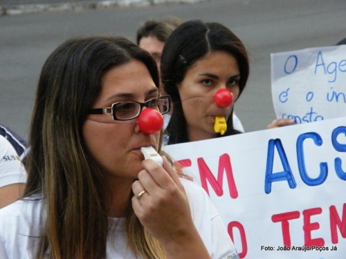 Prefeito nega aumento a agentes de saúde