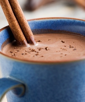 Chefs ensinam receitas de chocolate quente