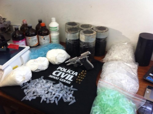 Polícia civil prende casal por tráfico de drogas