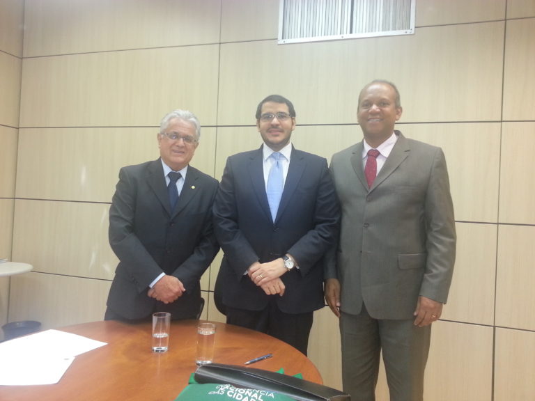 Prefeito e deputado reafirmam interesse no curso de Medicina junto ao Ministério da Educação