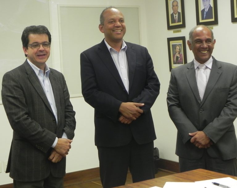 Álvaro Miranda deixa cargo de diretor superintendente da DME Distribuição