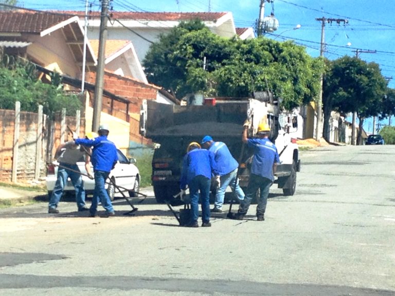 Prefeitura intensifica operação tapa-buracos