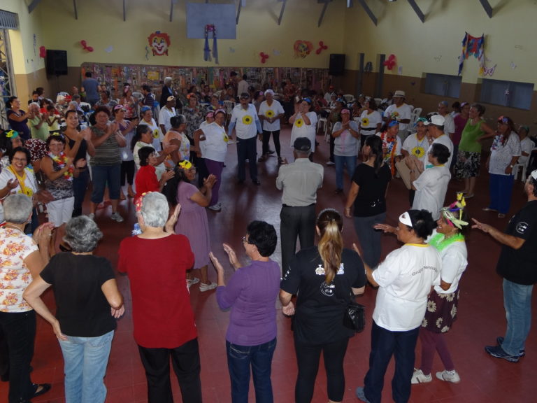 Baile dos idosos irá acontecer  quinzenalmente