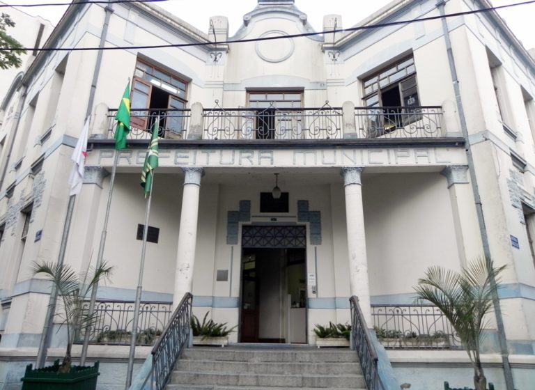 Prefeitura contrata instituição para acolher pessoas em situação de rua