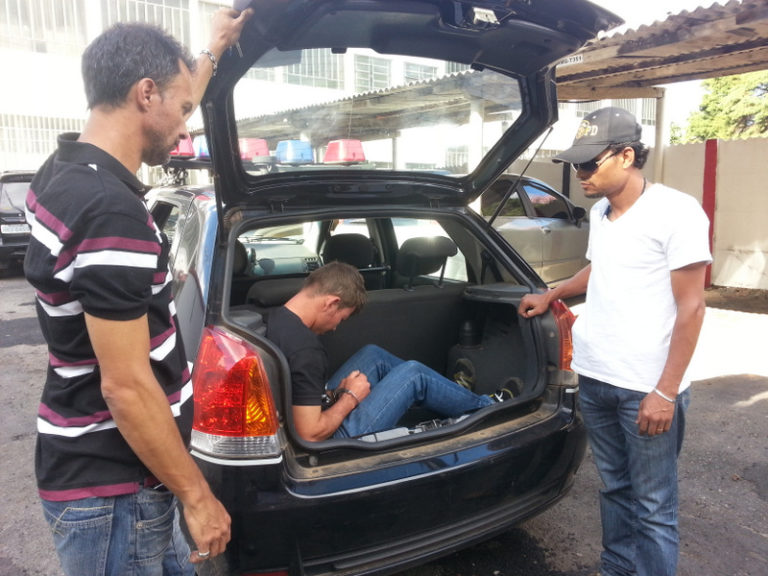 Polícia prende mais um suspeito de matar homem na zona sul