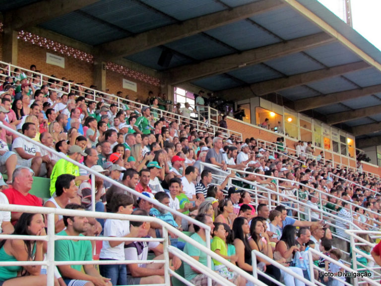Caldense convoca torcida para jogo de domingo
