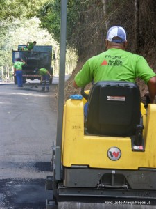 Operação tapa buracos é a primeira medida durante o processo de recuperação da estrada.