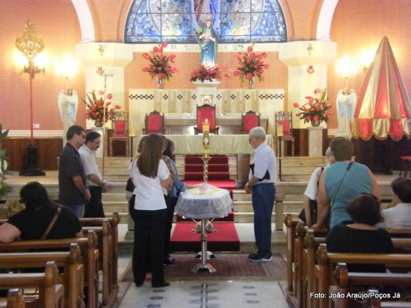 O corpo está sendo velado na Basílica Nossa Senhora da Saúde. 