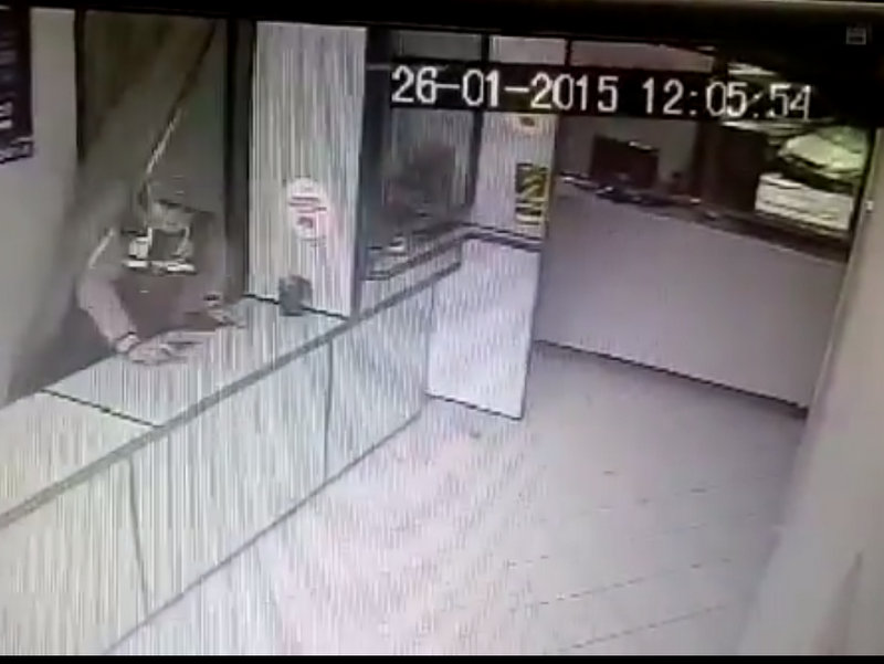 Polícia Militar trabalha nas buscas por assaltantes