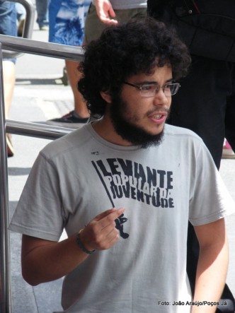 Danilo Santos, membro do Levante Popular da Juventude, é um dos organizadores do ato. 