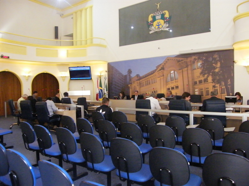 Vereadores pedem informações sobre criação da secretaria de meio ambiente