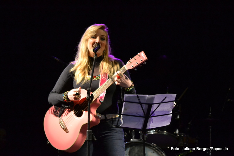 Mariangela Zan apresenta tributo a Inezita Barroso na Festa Uai