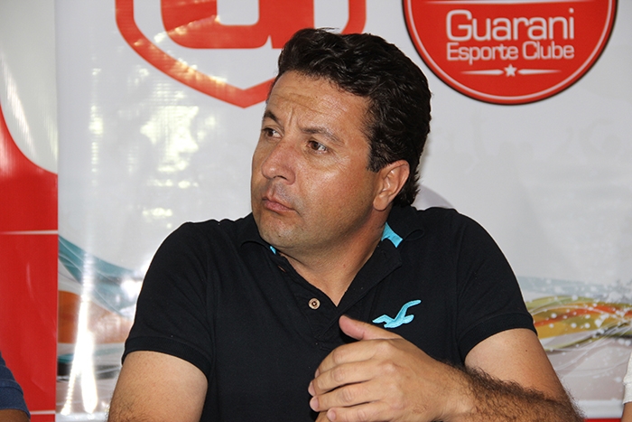 Caldense faz mudança no comando técnico