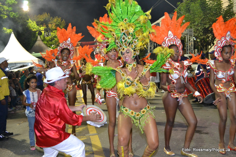 Vivaldinos apresenta o samba do Carnaval 2016