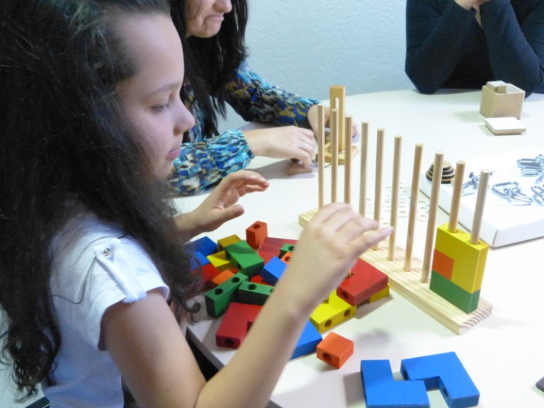 Supera promove oficinas de jogos para crianças