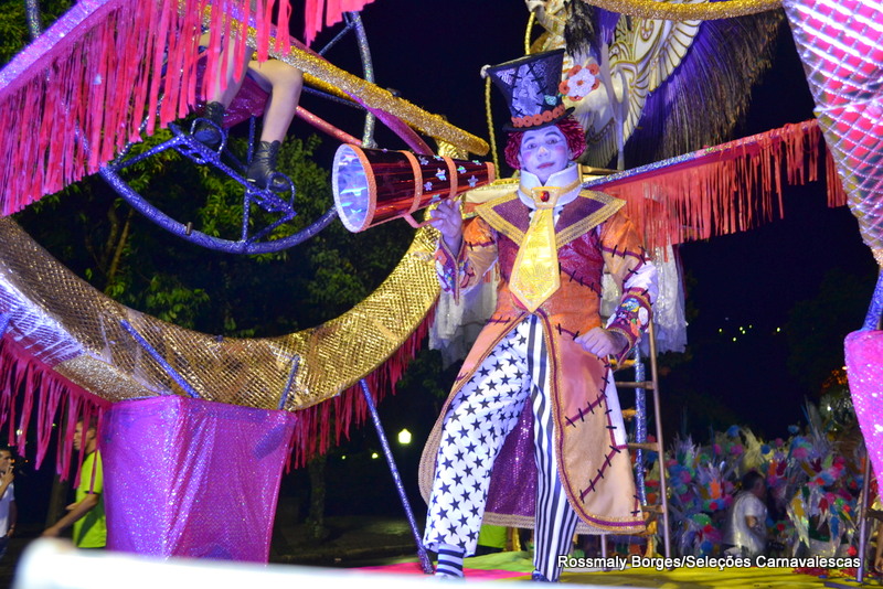 Confira o segundo dia do Desfile das Escolas de Samba