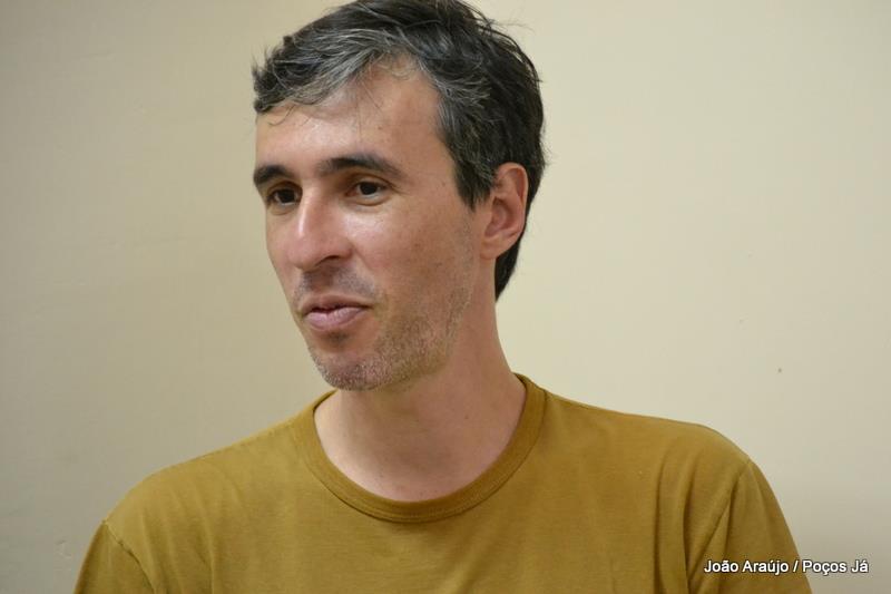 Vinte anos em quatro