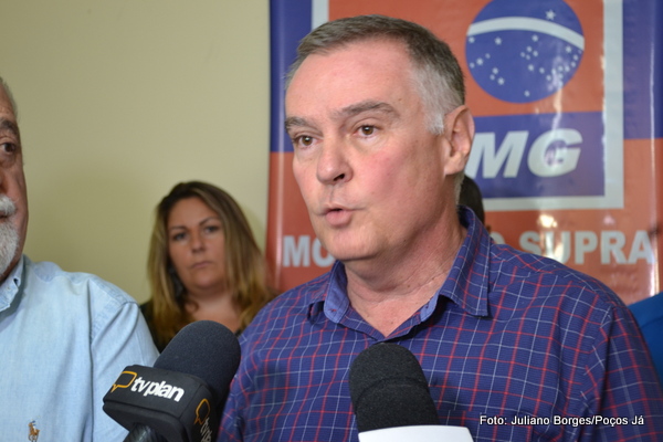 Sérgio Azevedo oficializa pré-candidatura a prefeito