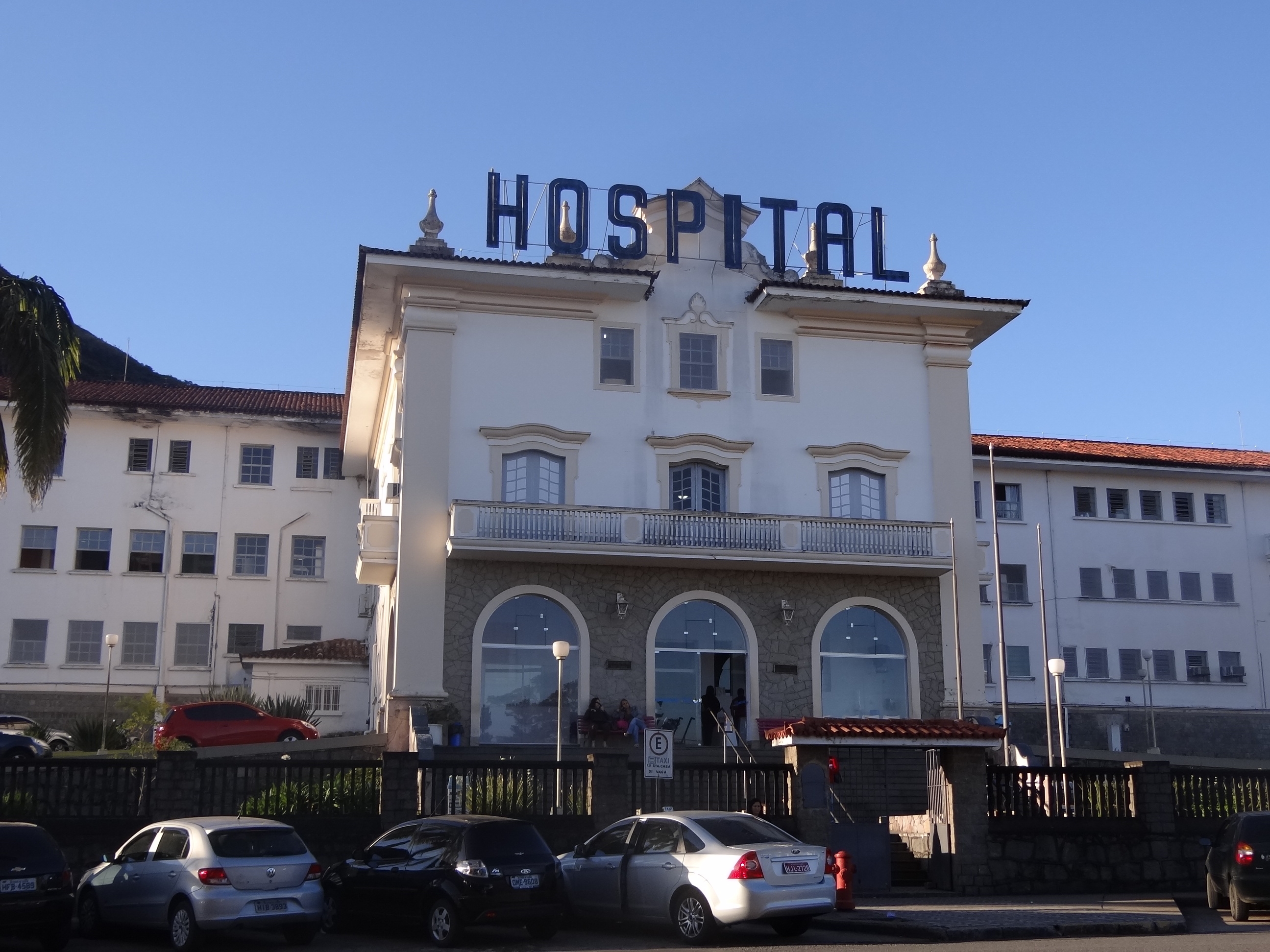 Santa Casa pode interromper cirurgias na UNACON