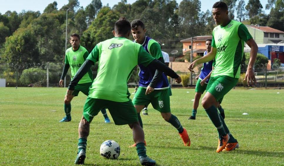 Caldense confirma jogo-treino com Bragantino