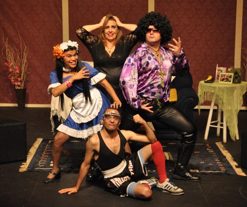 “Cinquenta Tons de Comédia” se apresenta nesta sexta-feira