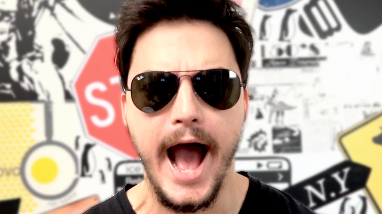 Felipe Neto fala sobre sua peça, profissão youtuber e planos para o futuro