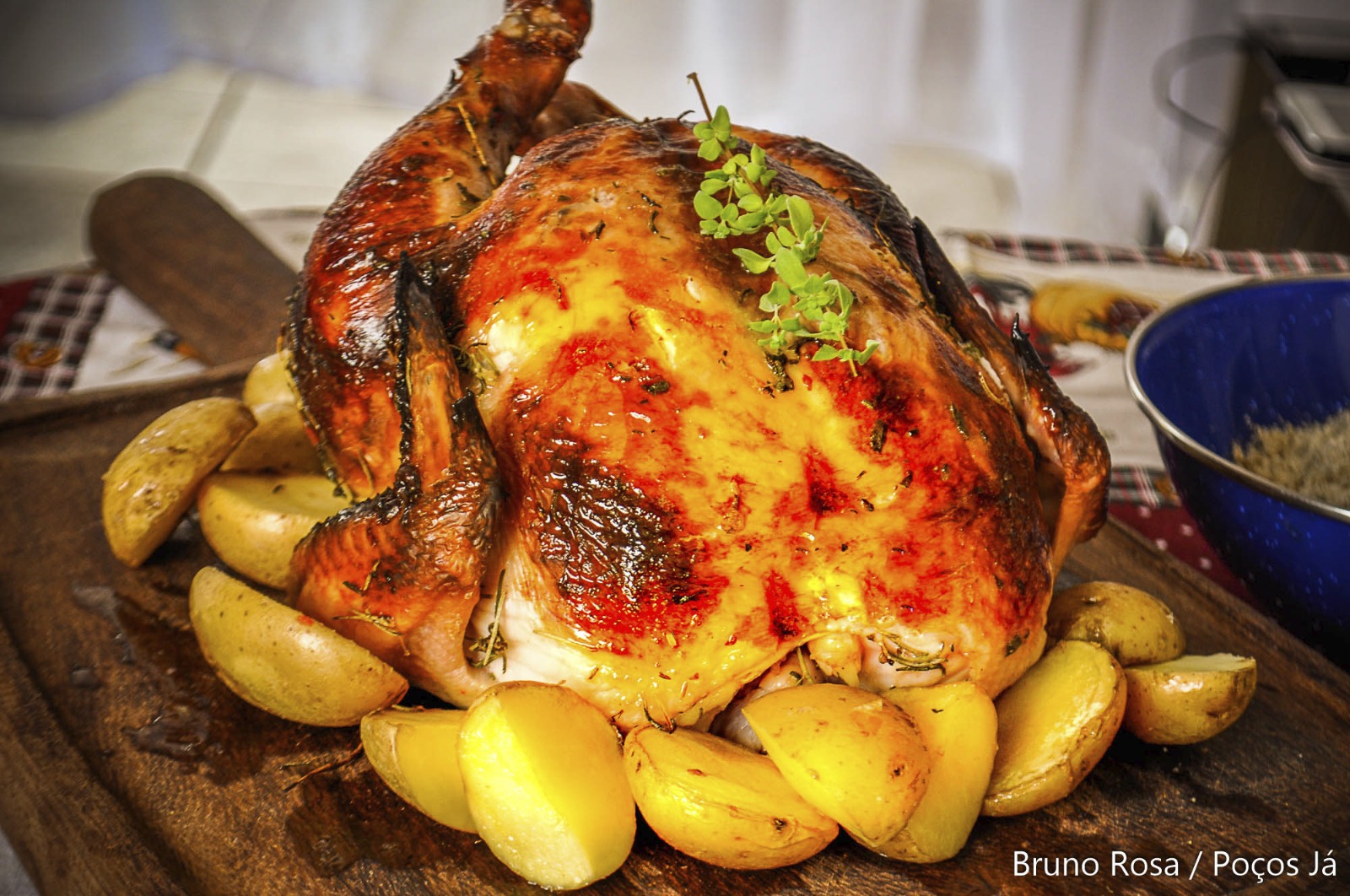 Receitas Natalinas: Frango com limão e ervas