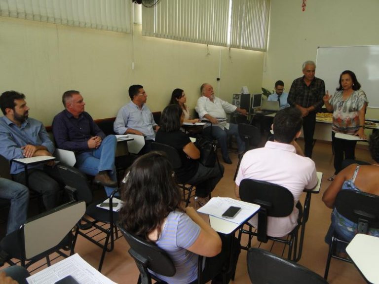 Prefeito vai retomar mutirões de catarata