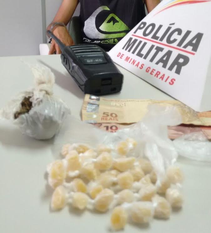 Menor é apreendido com pedras de crack