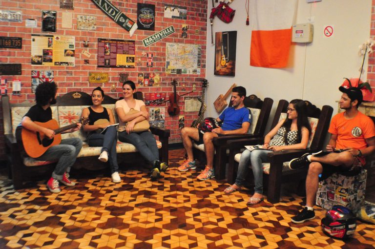 Escola de inglês lança VIP Access