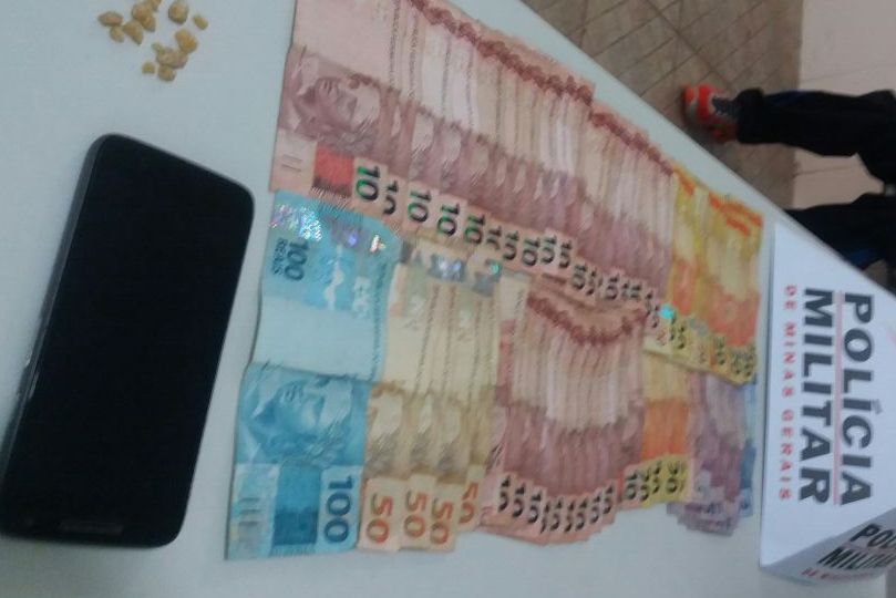 Adolescente é apreendido por tráfico de drogas