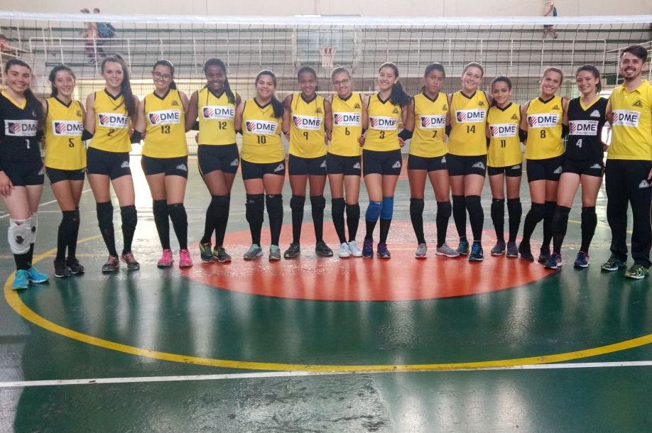 Equipes femininas de Poços se enfrentaram pela Liga Sanjoanense