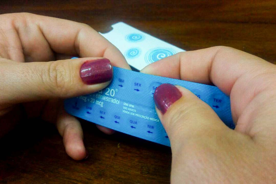 Ginecologista alerta para perigos das pílulas anticoncepcionais