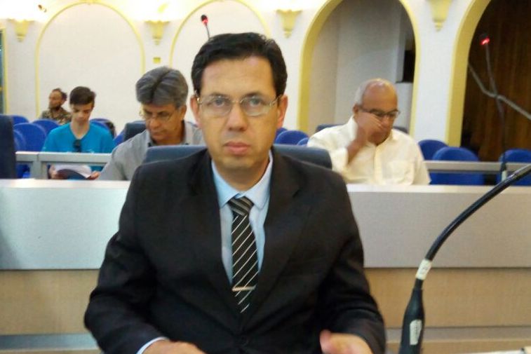 Vereador apresenta projetos referentes ao autismo