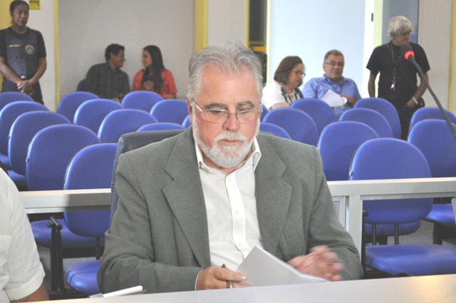 Paulo Tadeu pede mudanças na lei do IASM e no Plano de Carreiras