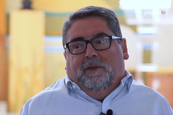 “Deus não pode ser fechado em um caixote”, afirma padre Graciano ao Poços Já