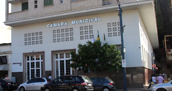 Violência obstétrica é tema de anteprojeto de lei