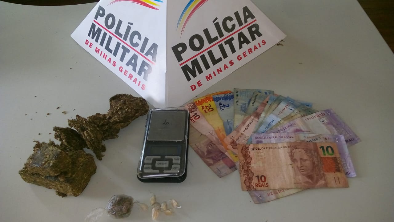 Policiamento Especializado volta a apreender drogas no Santa Rita