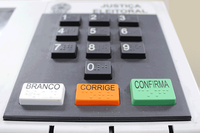 ELEIÇÕES  | TRE informa sobre biometria e mudanças em locais de votação