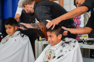 MÊS DA FAMÍLIA | Evento da Adefip tem corte de cabelo, música e socialização